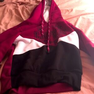 I’m selling a hoodie